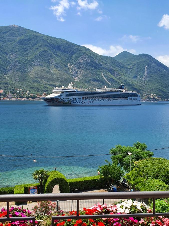 La Grande Apartments Kotor Buitenkant foto