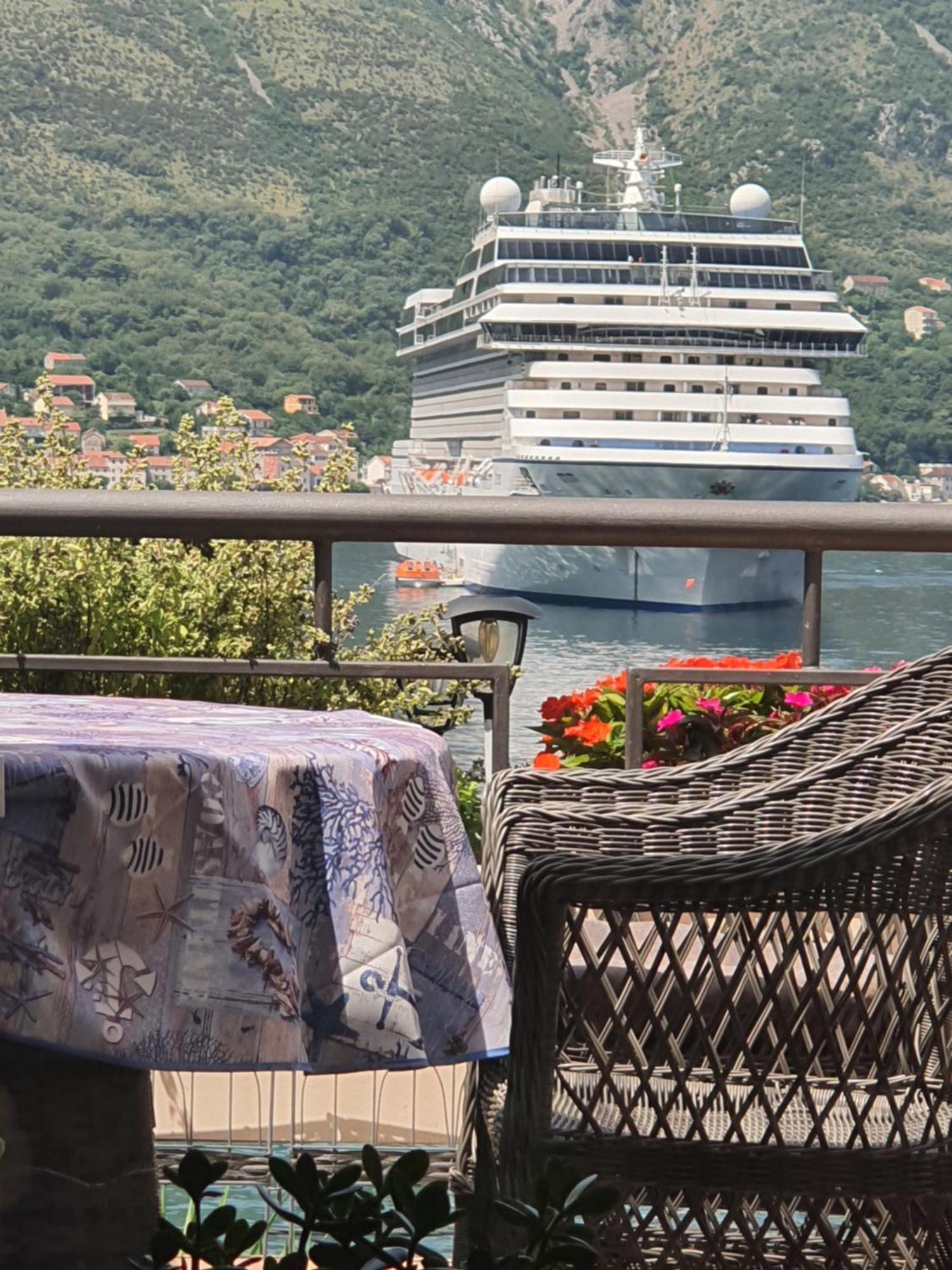 La Grande Apartments Kotor Buitenkant foto
